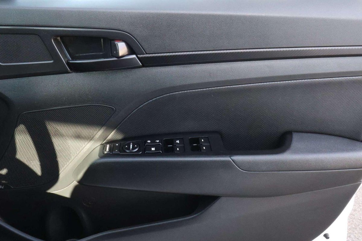 2018 Hyundai Elantra SR Turbo AD MY18 image 20