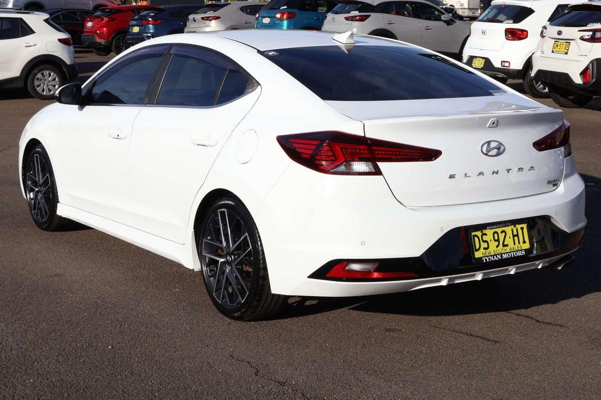 2018 Hyundai Elantra SR Turbo AD MY18 image 7