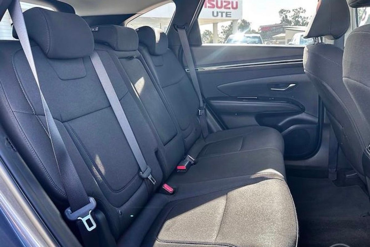 2017 Mitsubishi Pajero Sport image 19