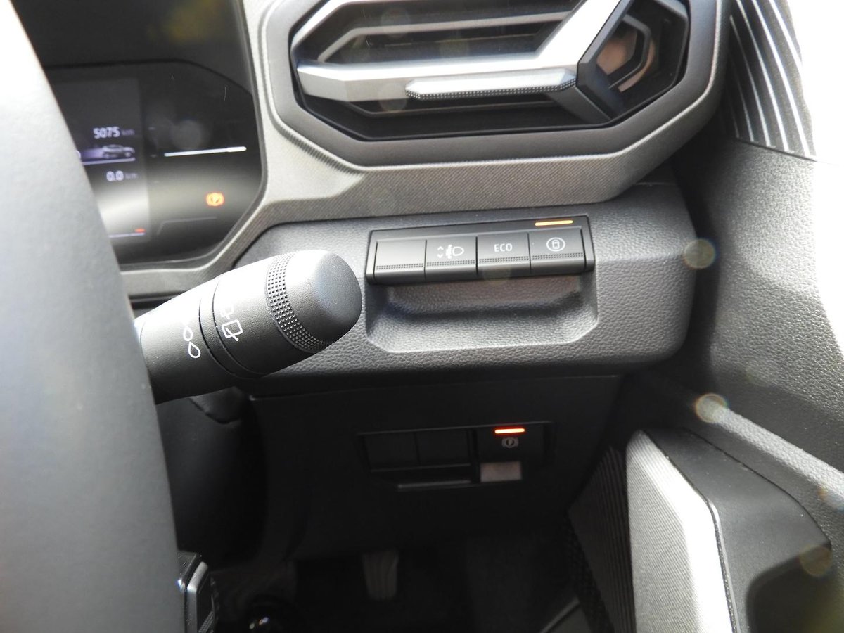 2025 Renault Duster Techno X1311 MY25 4x2 image 7