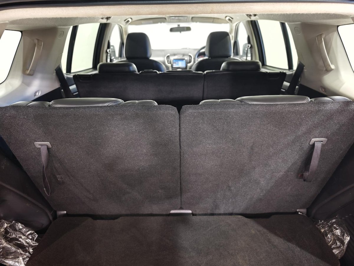 2014 Isuzu MU-X LS-T MY14 4X4 Dual Range image 19