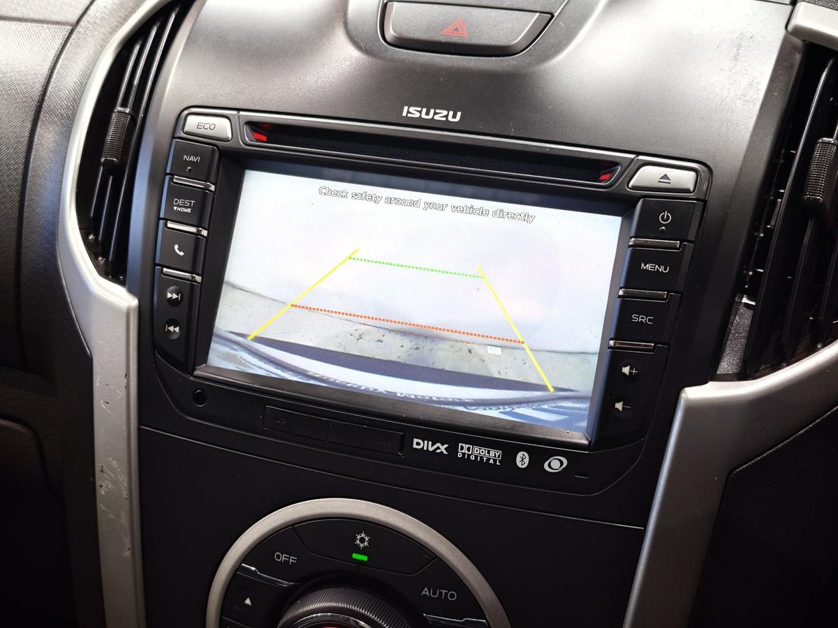 2014 Isuzu MU-X LS-T MY14 4X4 Dual Range image 11