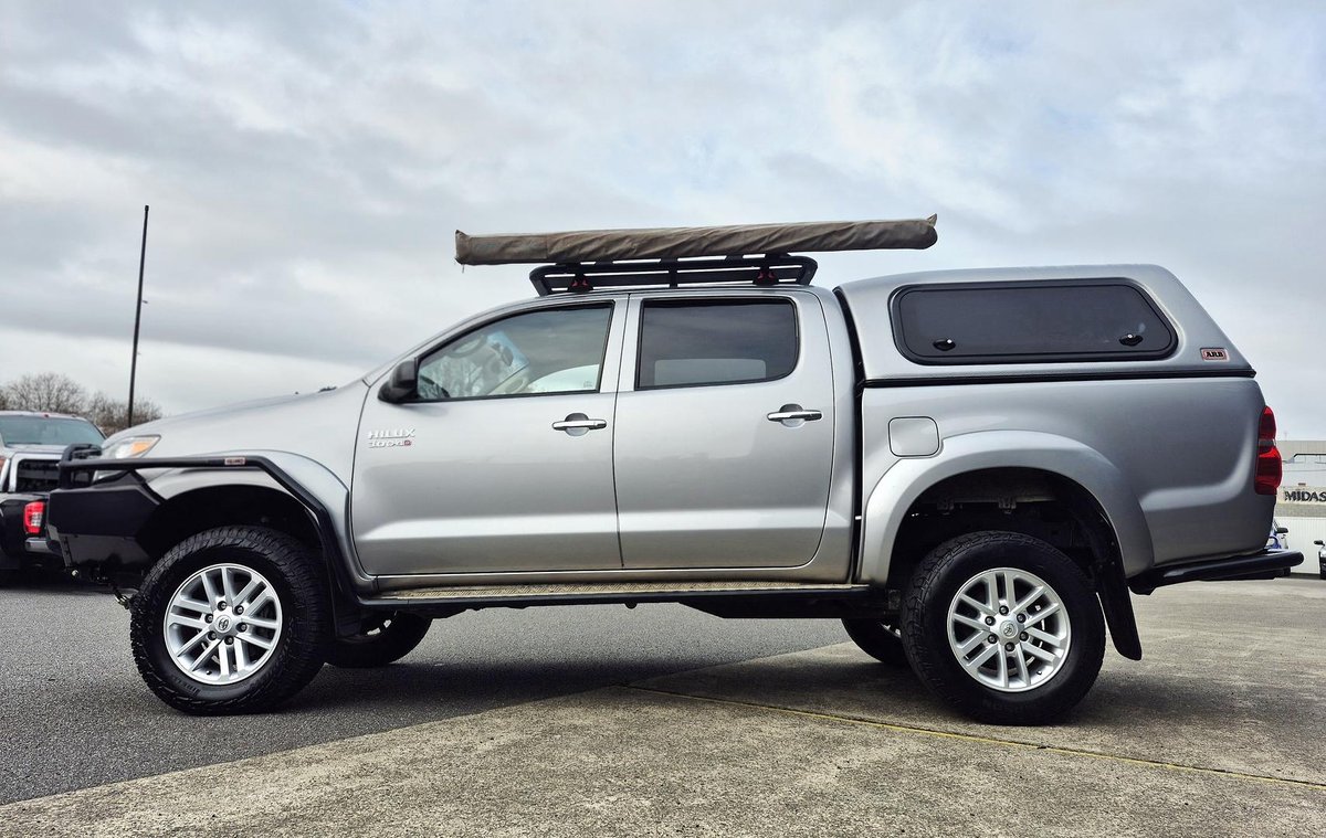 2015 Toyota Hilux SR5 KUN26R MY14 4X4 Dual Range image 26