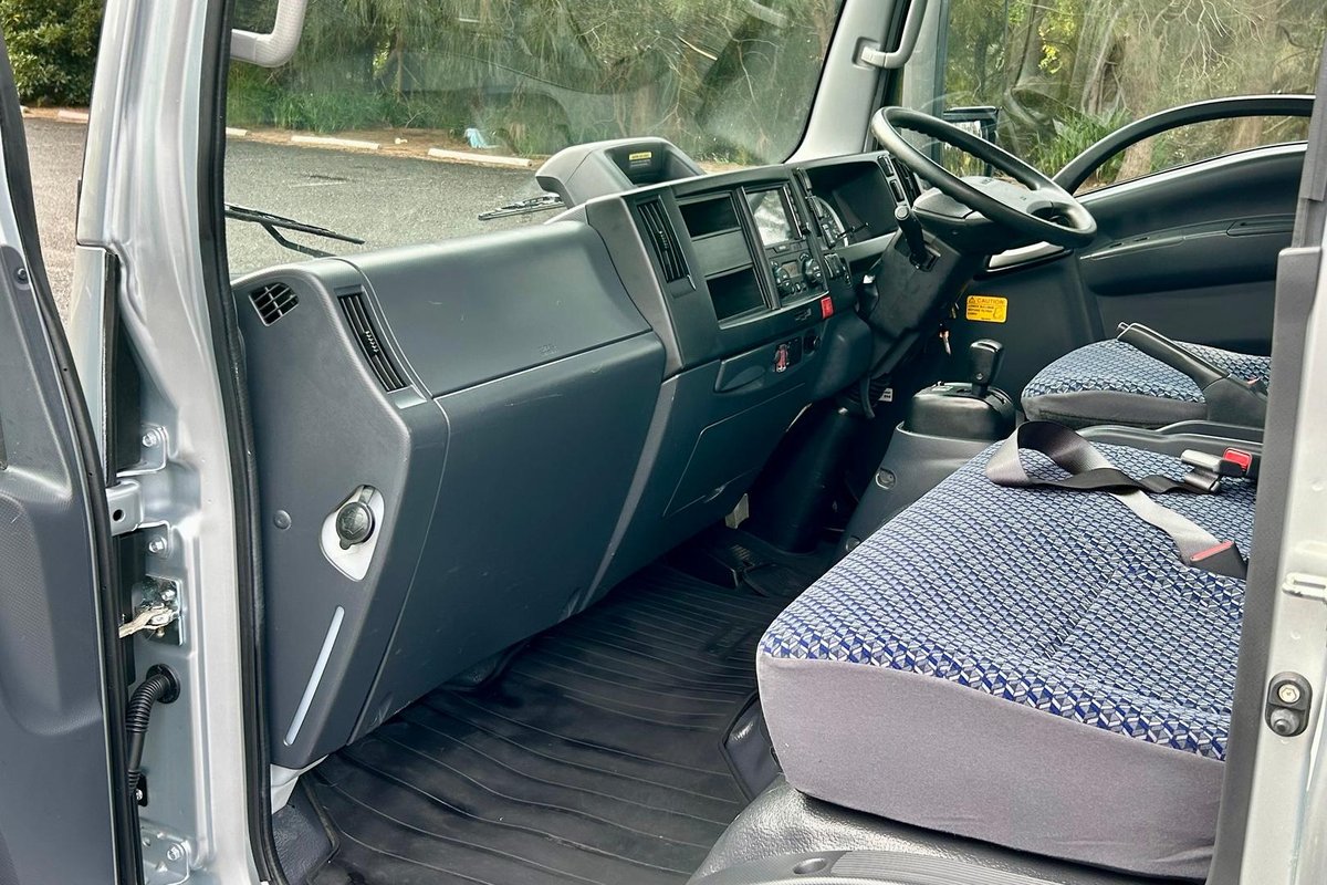 2022 Isuzu N Series NPR 45/55-155 Tradepack image 20