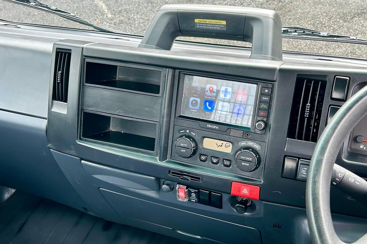 2022 Isuzu N Series NPR 45/55-155 Tradepack image 23