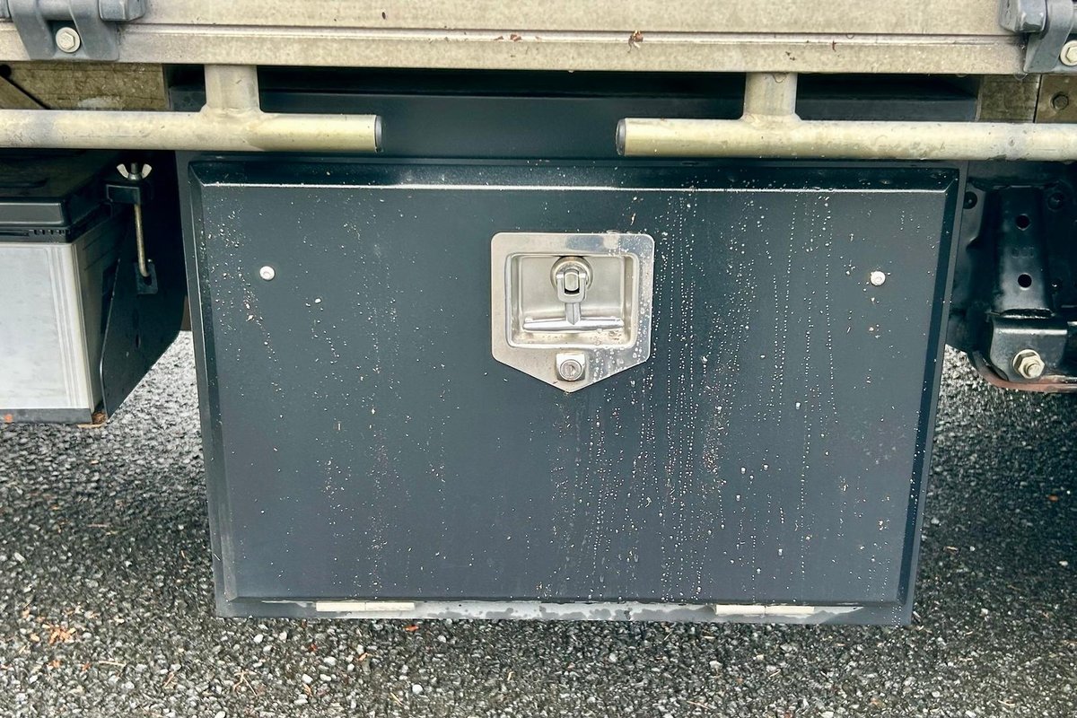 2022 Isuzu N Series NPR 45/55-155 Tradepack image 12