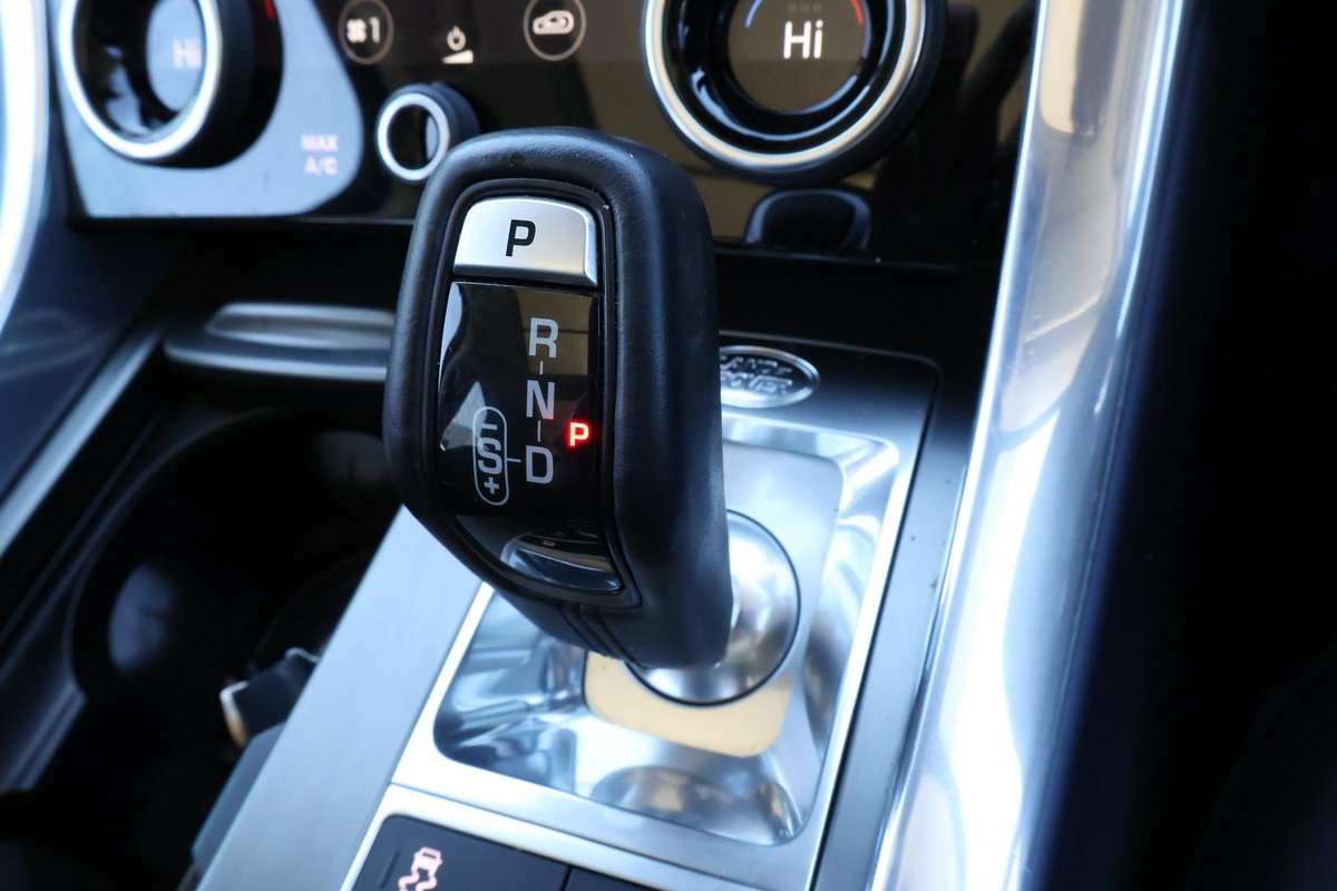 2022 Land Rover Range Rover Sport D250 SE L494 MY22 4X4 Constant image 21