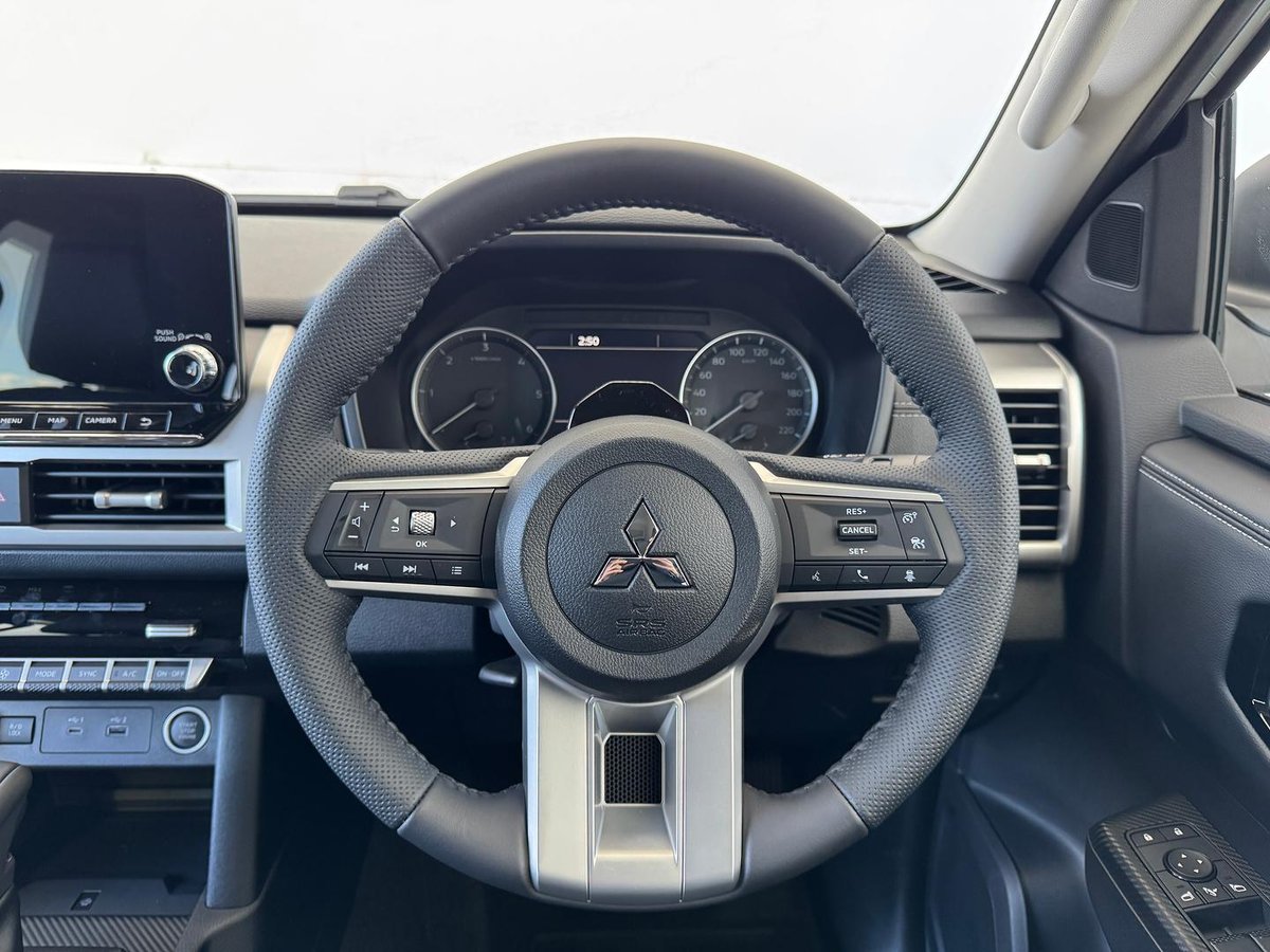 2026 Mitsubishi Triton GLS MV MY26 4X4 Dual Range image 27