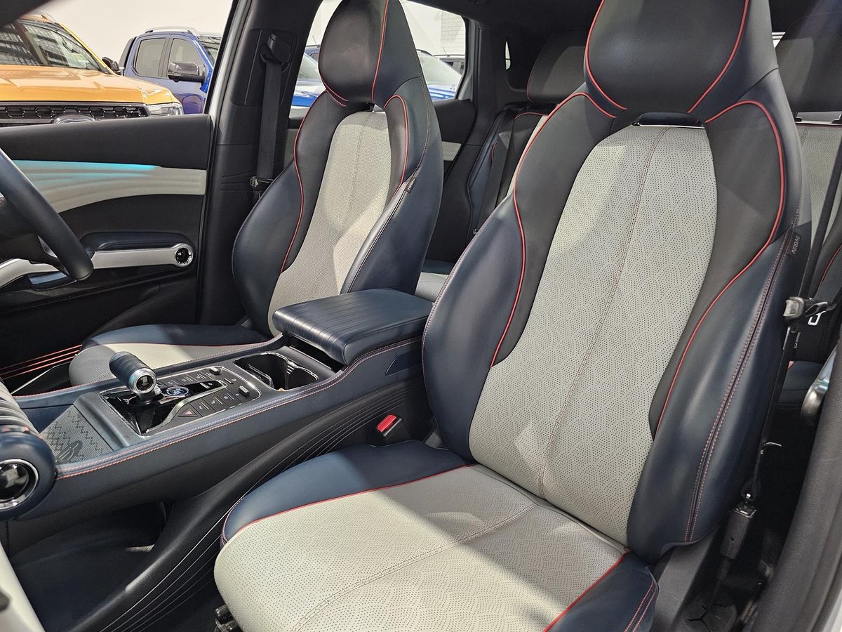 2023 BYD ATTO 3 Extended image 27