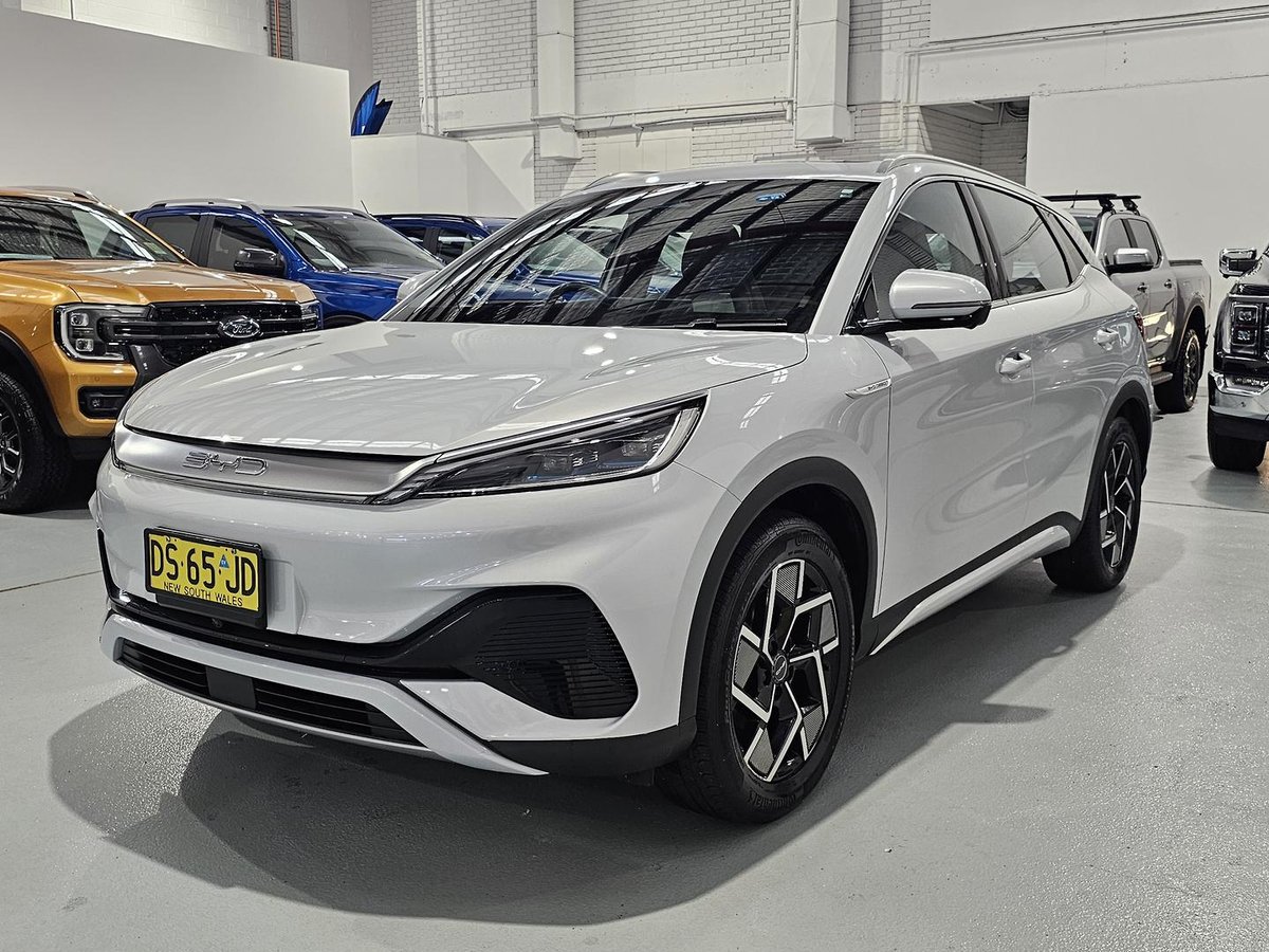2023 BYD ATTO 3 Extended image 3