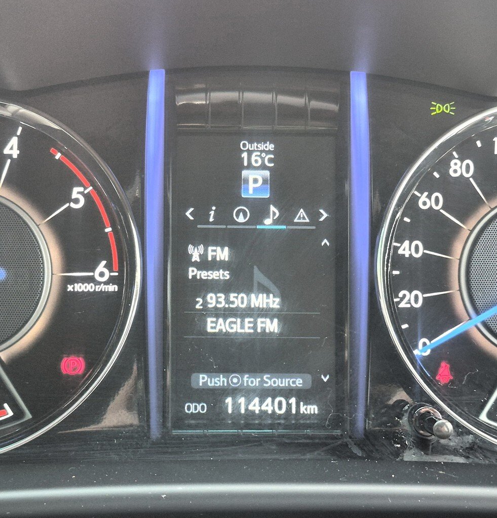 2018 Toyota Fortuner image 18