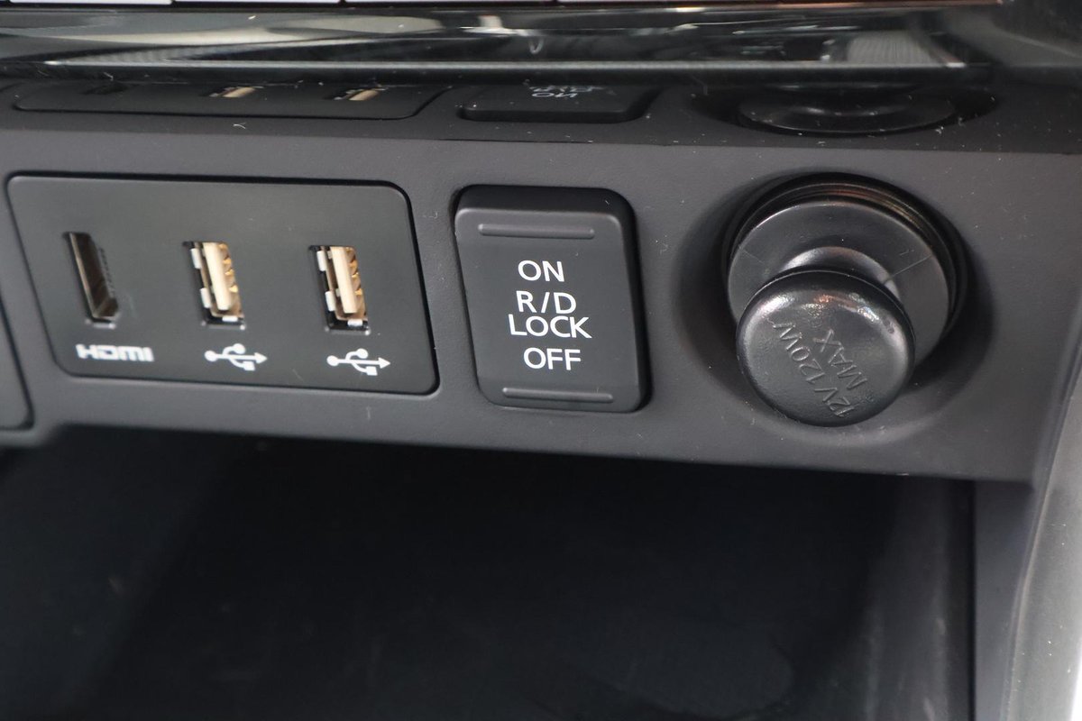 2024 Mitsubishi Pajero Sport GLS QG MY25 4X4 Dual Range image 18