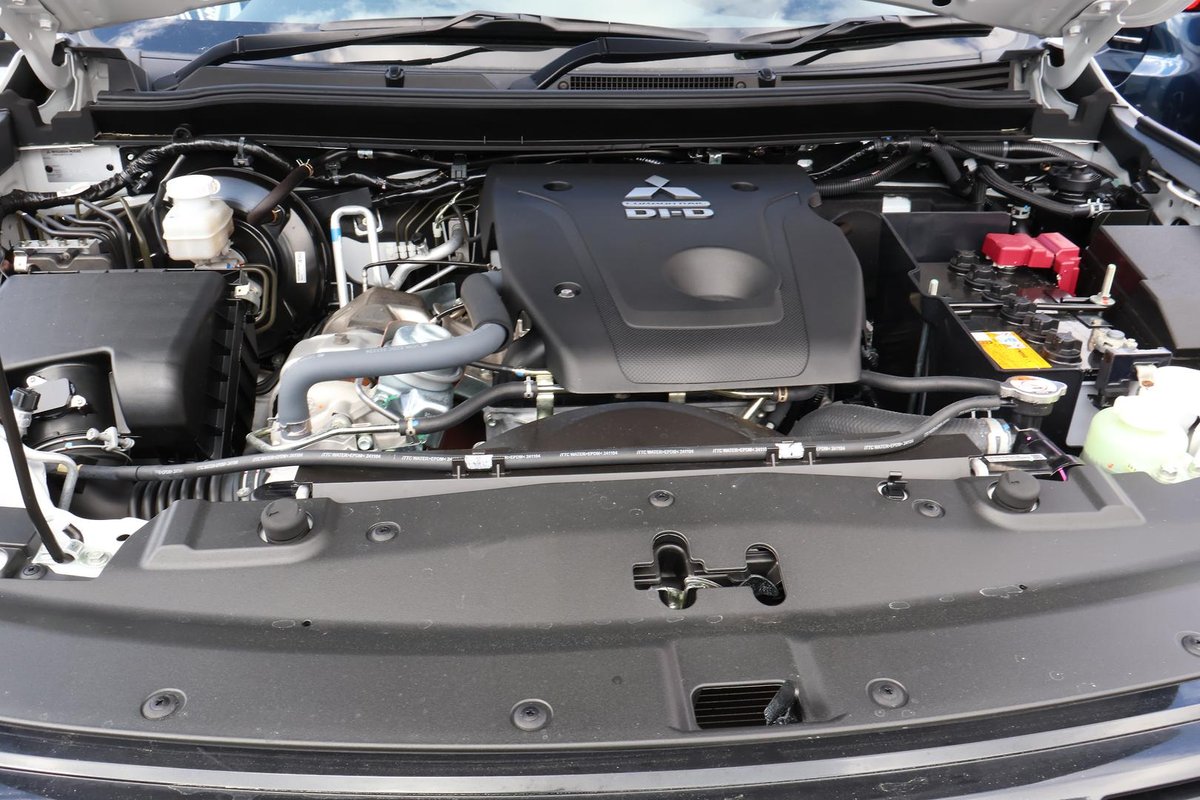2024 Mitsubishi Pajero Sport GLS QG MY25 4X4 Dual Range image 27