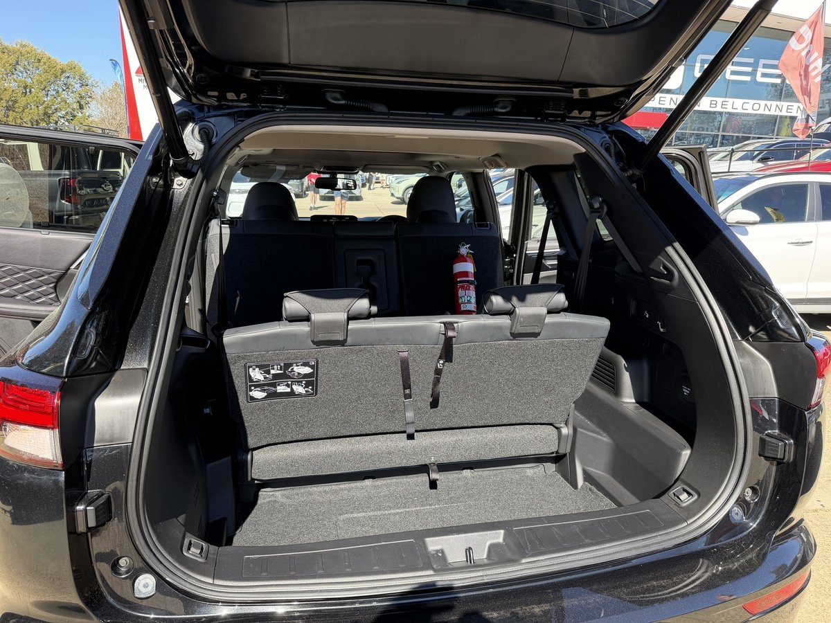 2023 Mitsubishi Outlander PHEV Exceed ZM MY23 AWD image 13