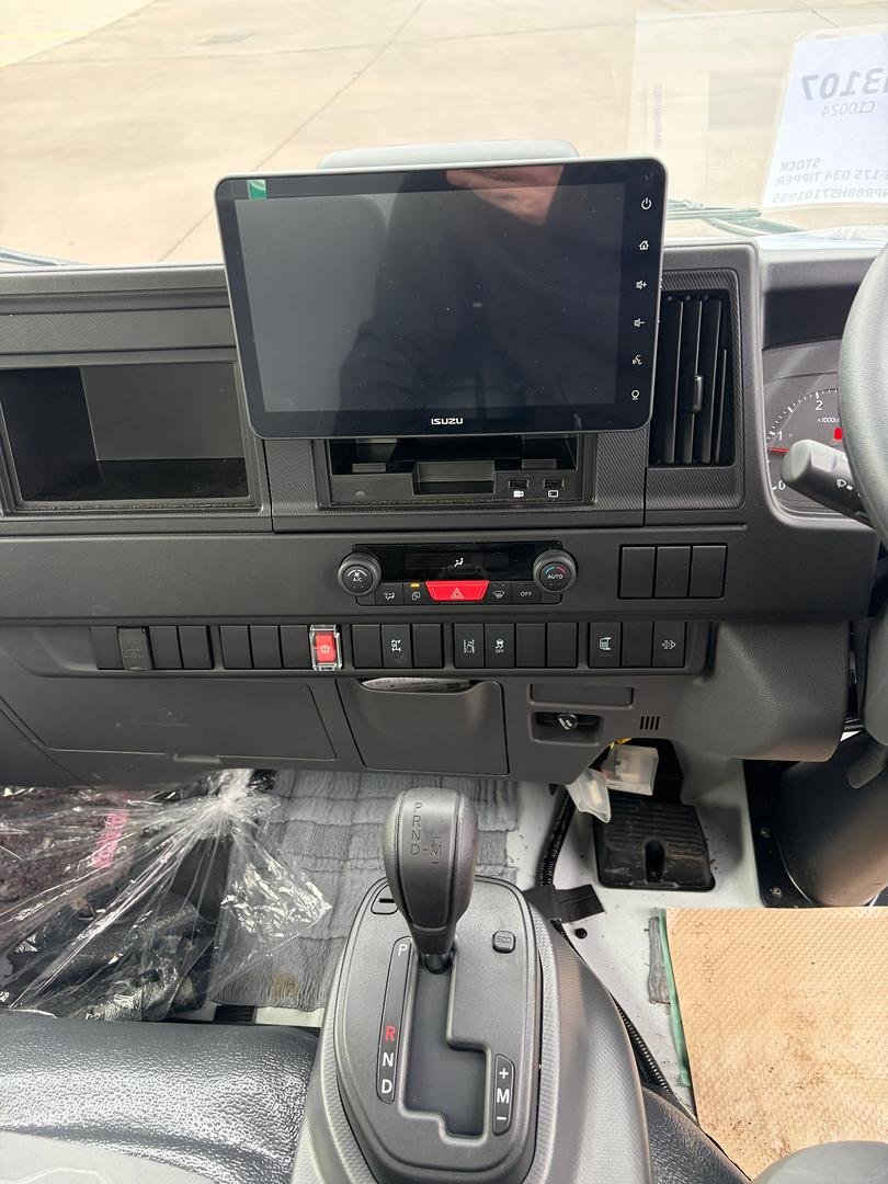 2026 Isuzu N Series NPR 45/65-175 DT D34 Tipper image 16