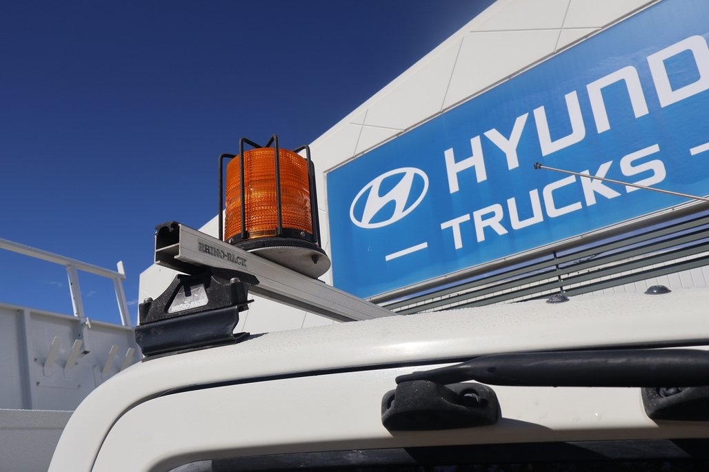 2015 HINO DUTRO 917 image 19