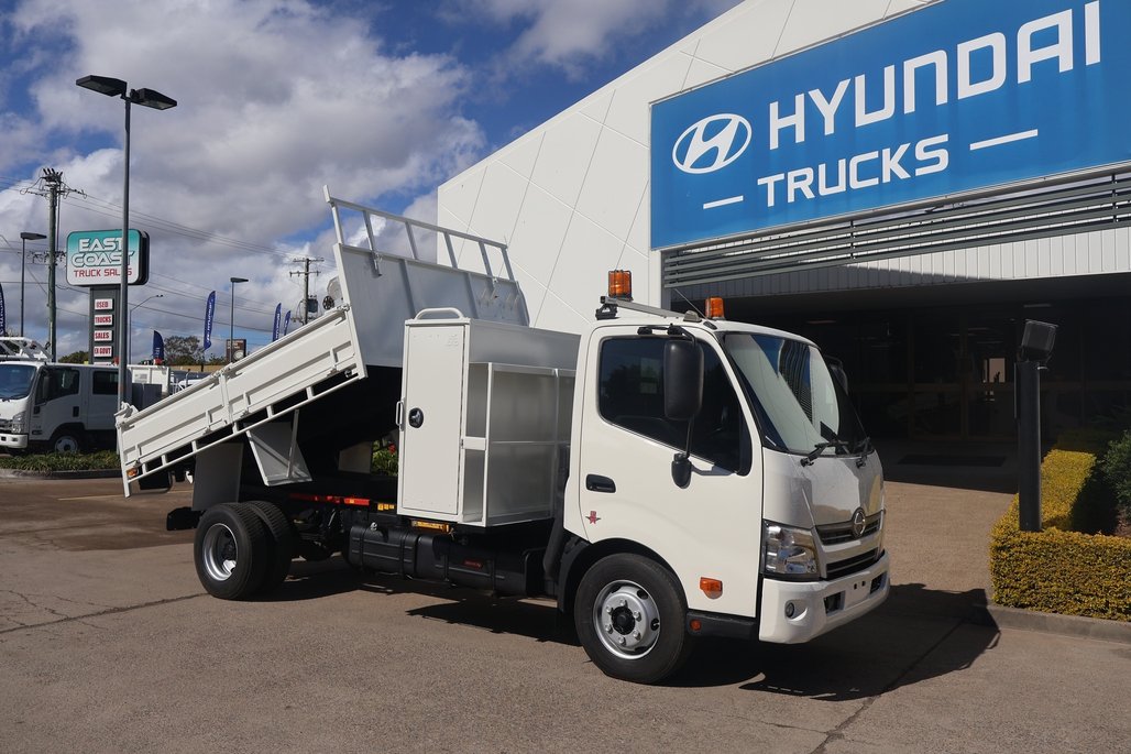2015 HINO DUTRO 917 image 22