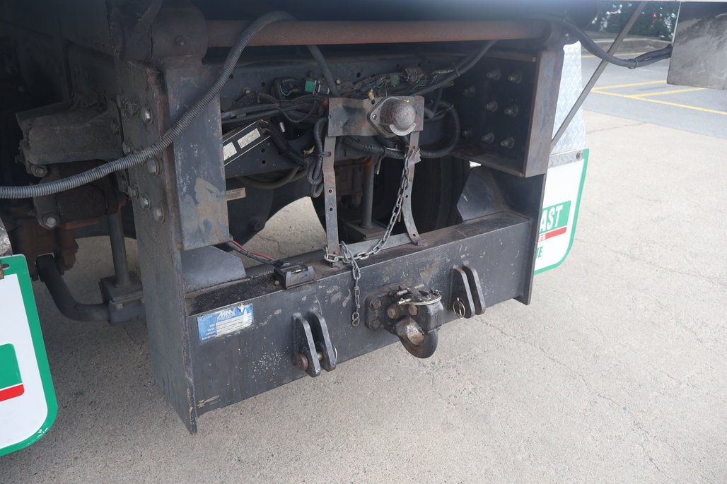 2010 ISUZU FTR 900 image 20