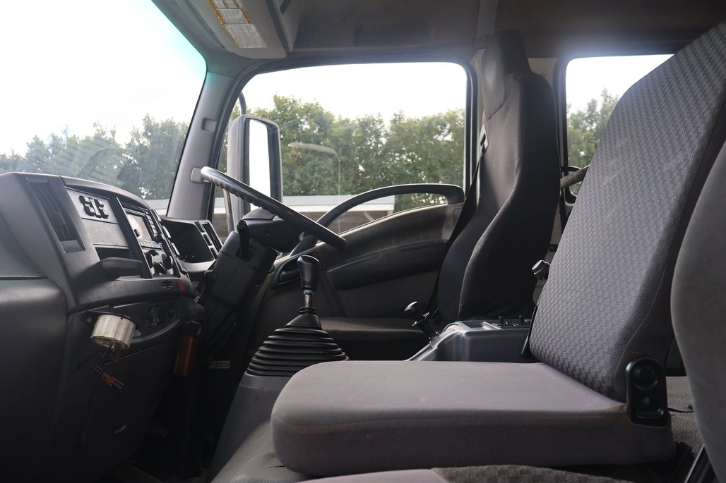 2010 ISUZU FTR 900 image 23