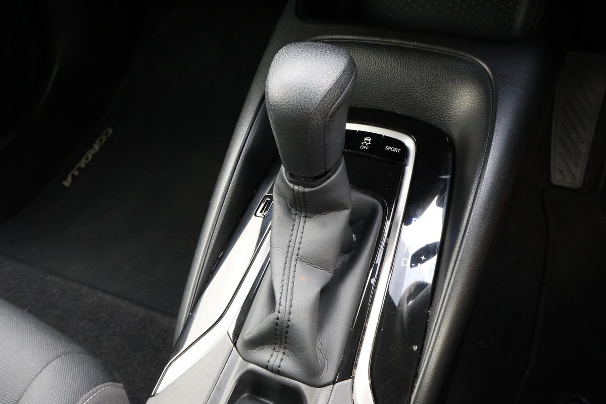 2020 Toyota Corolla Ascent Sport MZEA12R image 19