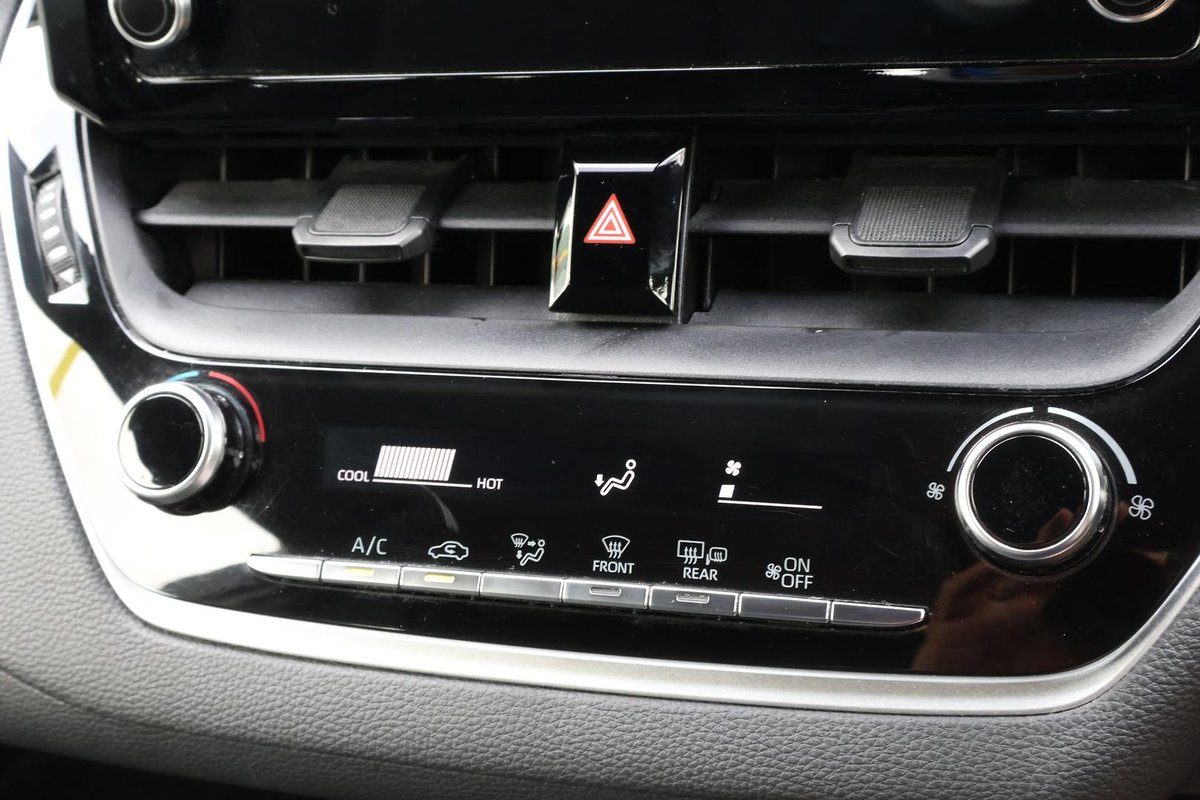 2020 Toyota Corolla Ascent Sport MZEA12R image 17
