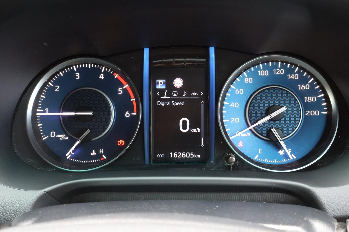 2020 Toyota Fortuner Crusade GUN156R 4X4 Dual Range image 12