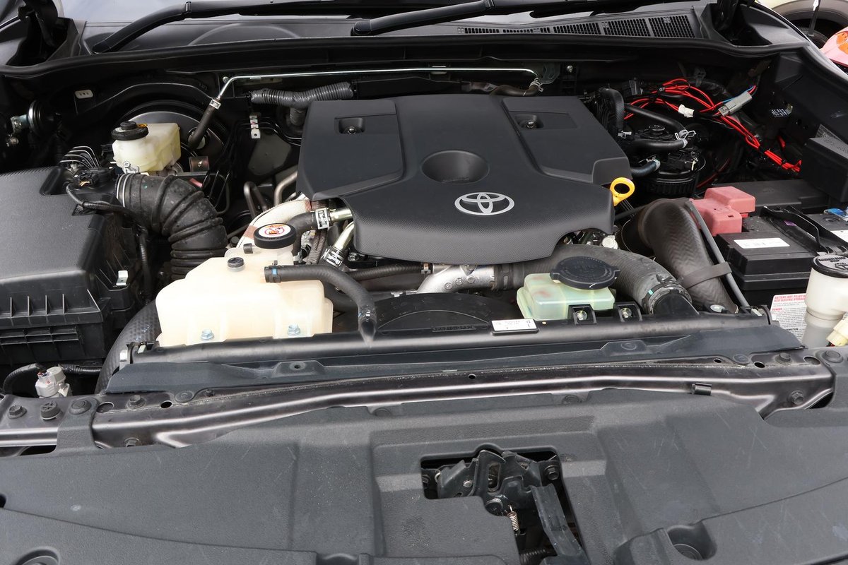 2020 Toyota Fortuner Crusade GUN156R 4X4 Dual Range image 29