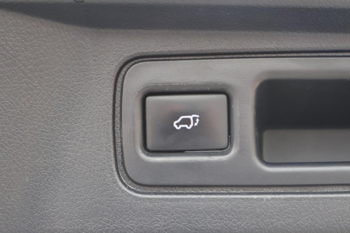 2020 Toyota Fortuner Crusade GUN156R 4X4 Dual Range image 28
