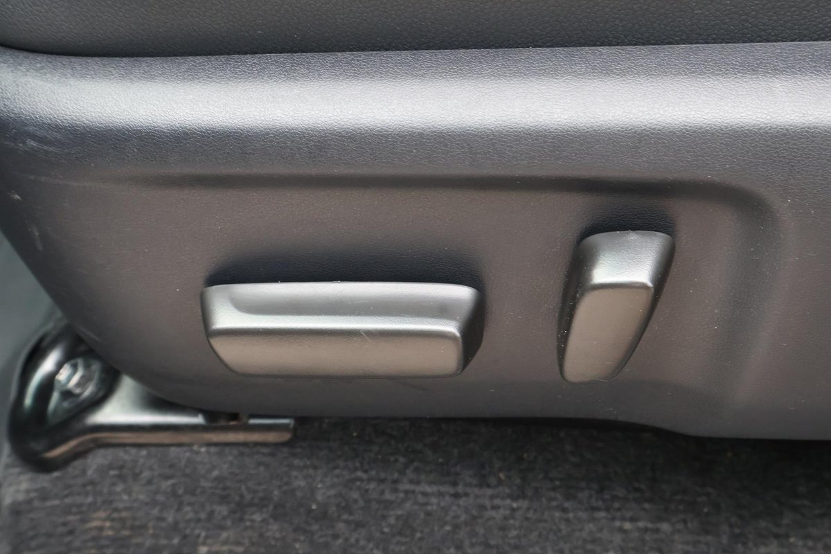 2020 Toyota Fortuner Crusade GUN156R 4X4 Dual Range image 26