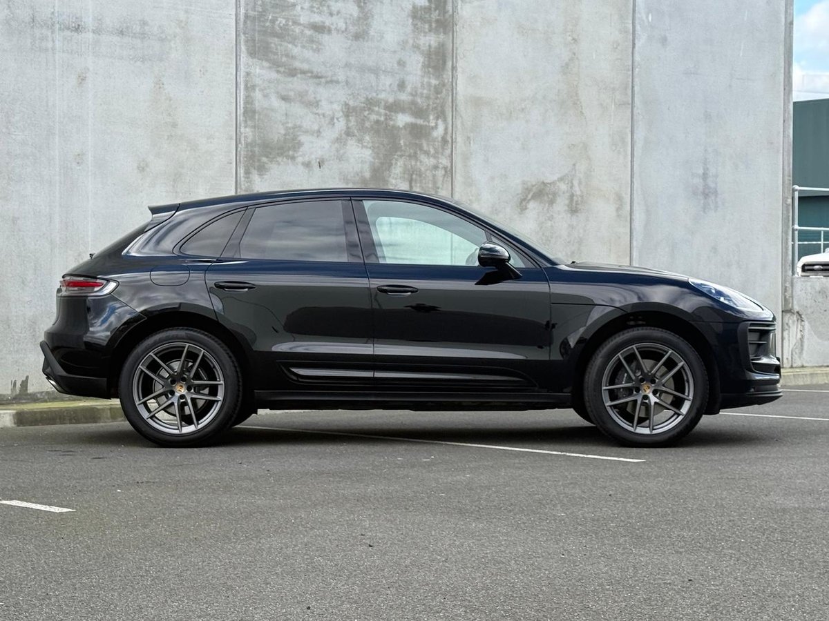 2021 Porsche Macan 95B MY22 AWD image 11