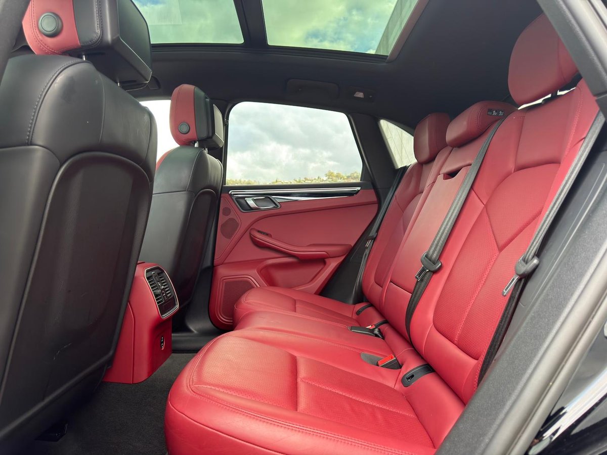 2021 Porsche Macan 95B MY22 AWD image 12