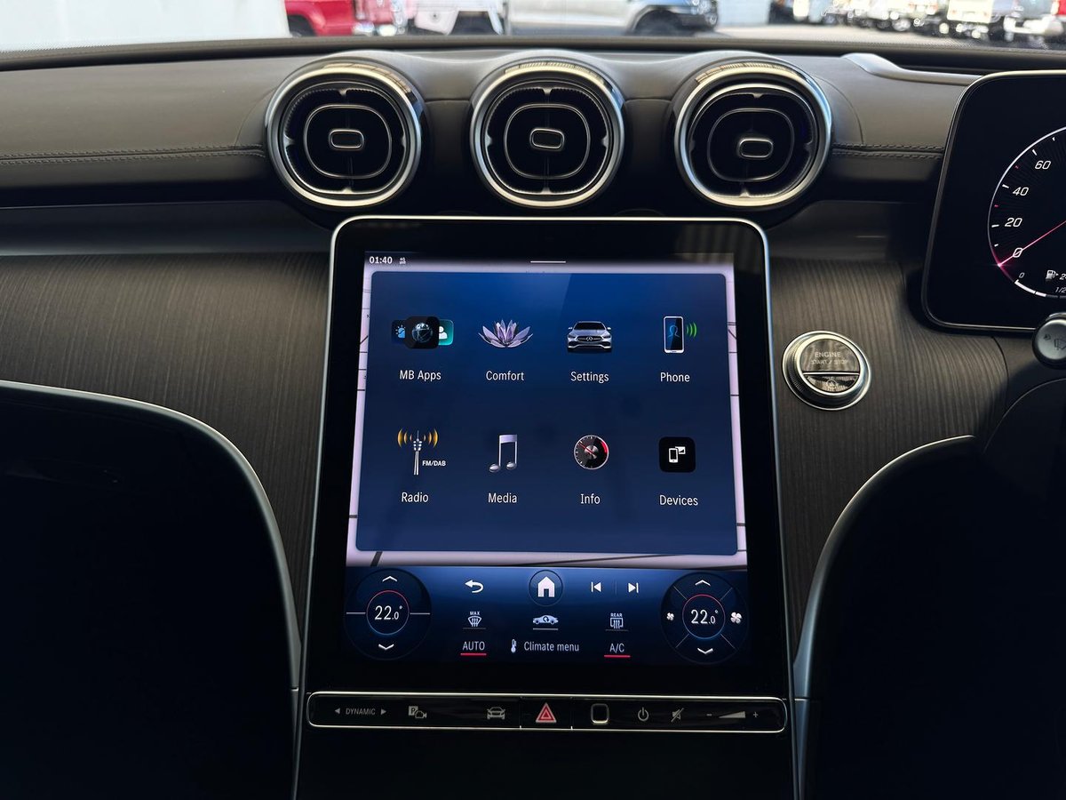 2022 Mercedes-Benz C-Class C300 W206 image 8