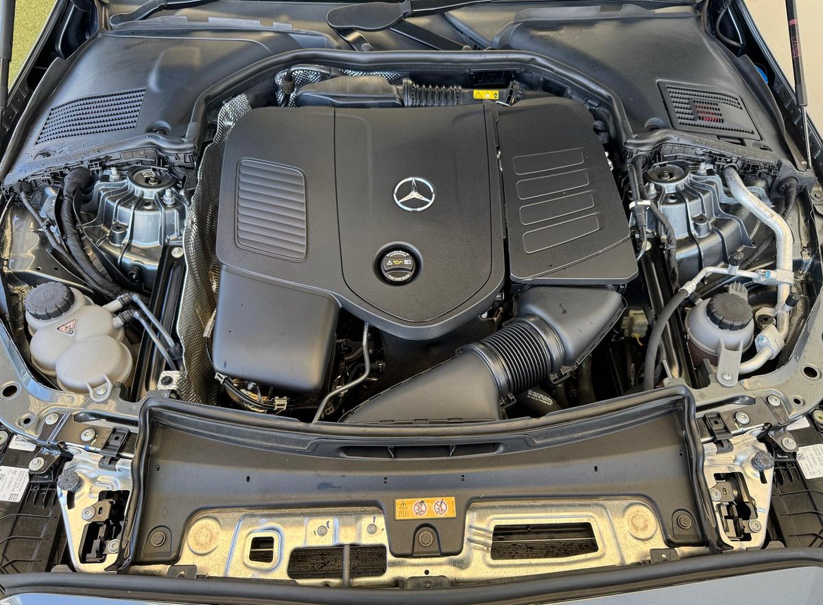 2022 Mercedes-Benz C-Class C300 W206 image 25