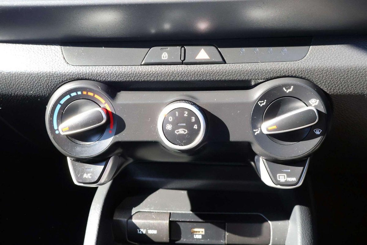 2023 Kia Stonic S YB MY23 image 14