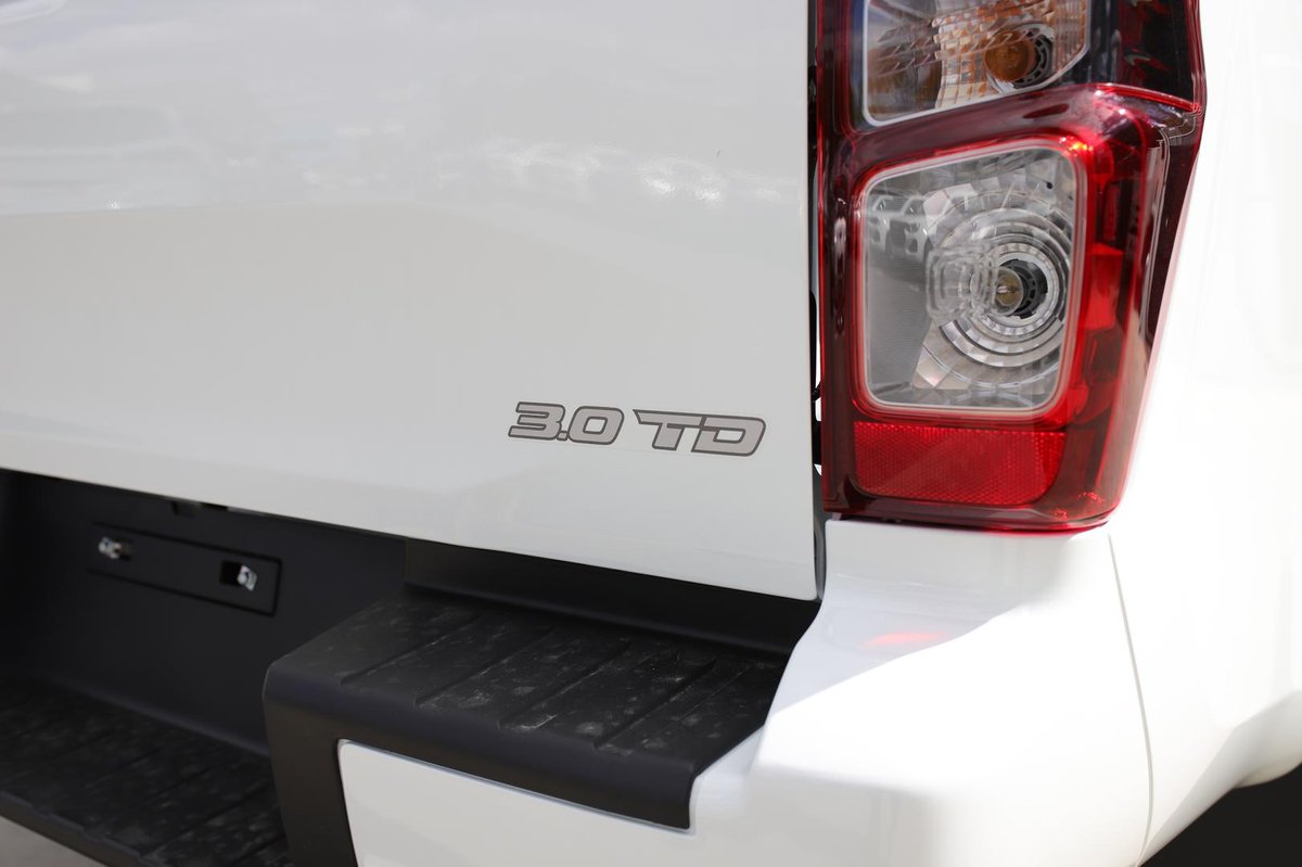 2025 Isuzu D-MAX SX MY25.5 4X4 Dual Range image 12