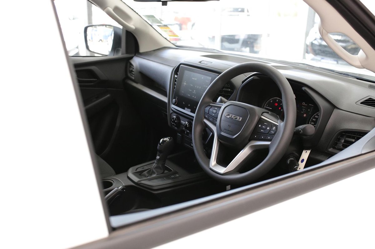 2025 Isuzu D-MAX SX MY25.5 4X4 Dual Range image 15
