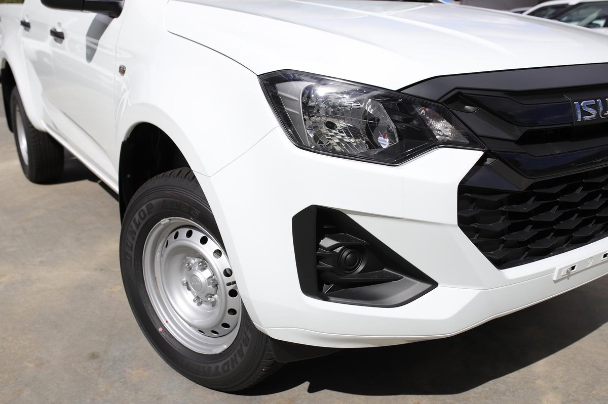 2025 Isuzu D-MAX SX MY25.5 4X4 Dual Range image 8