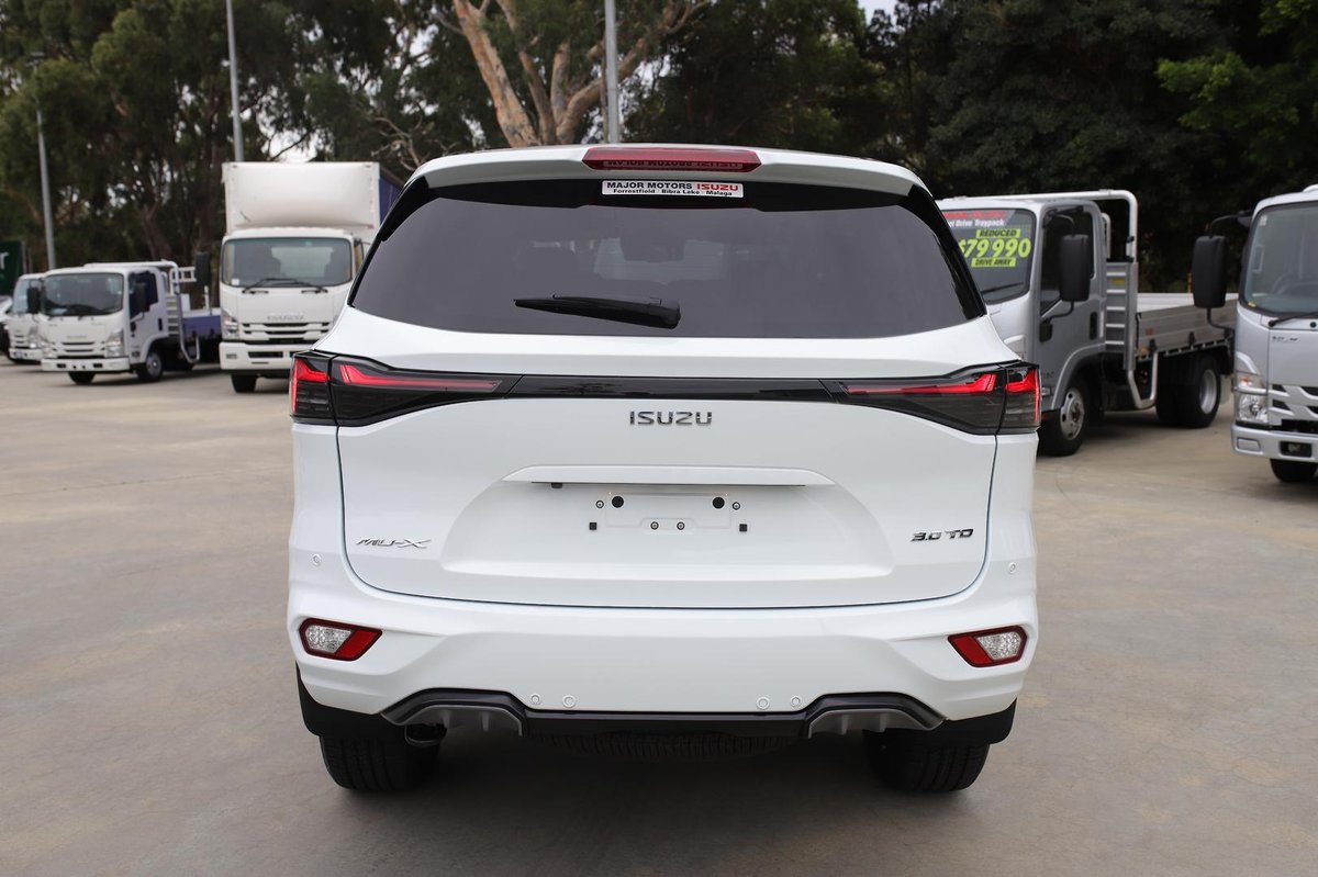 2025 Isuzu MU-X LS-T MY25.5 4X4 Dual Range image 8