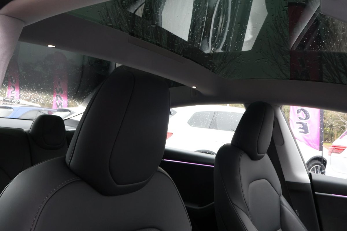 2023 Tesla Model 3 Long Range AWD image 8