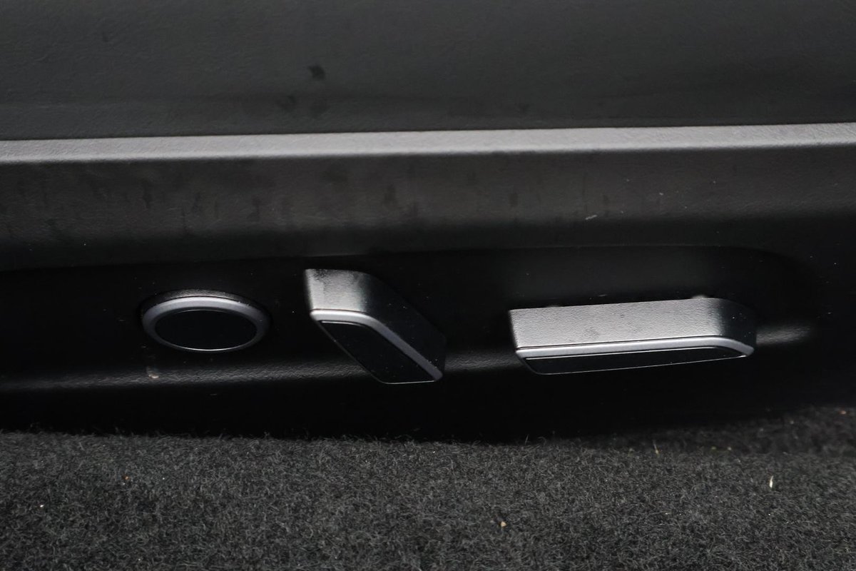 2023 Tesla Model 3 Long Range AWD image 22