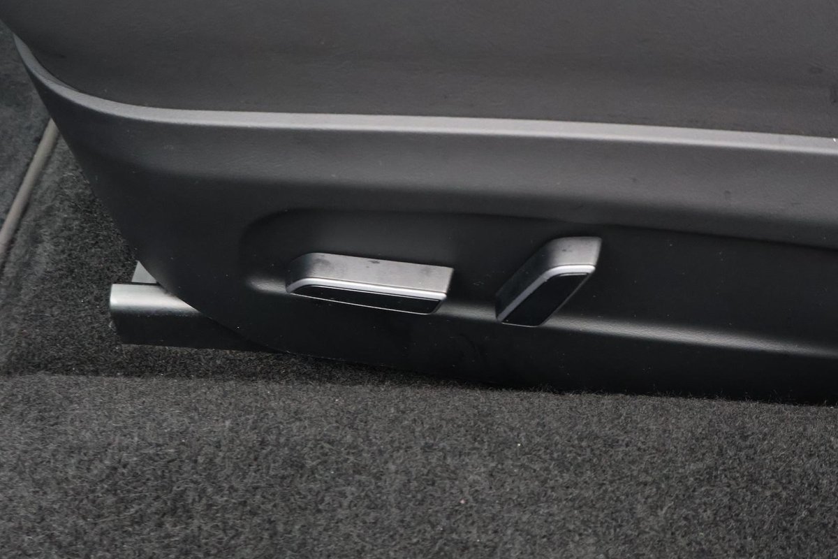 2023 Tesla Model 3 Long Range AWD image 27