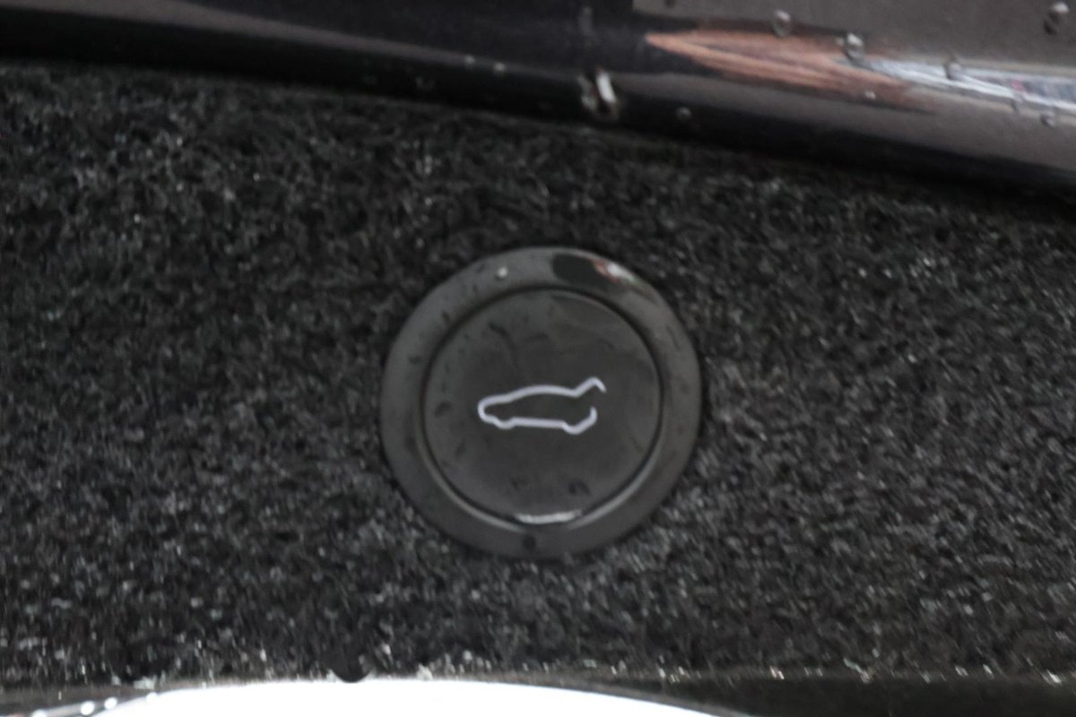 2023 Tesla Model 3 Long Range AWD image 28