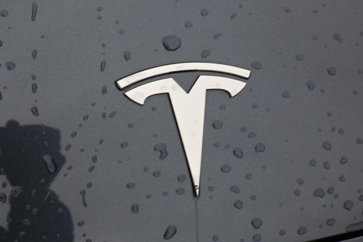 2023 Tesla Model 3 Long Range AWD image 35