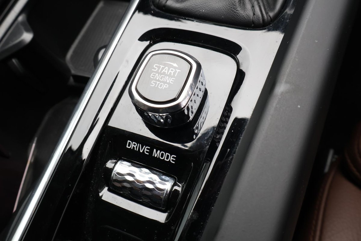 2018 Volvo XC60 T5 Inscription MY18 AWD image 21