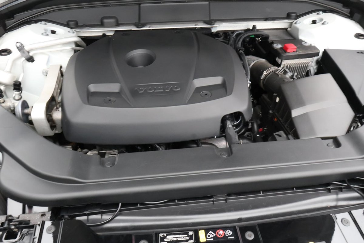 2018 Volvo XC60 T5 Inscription MY18 AWD image 31