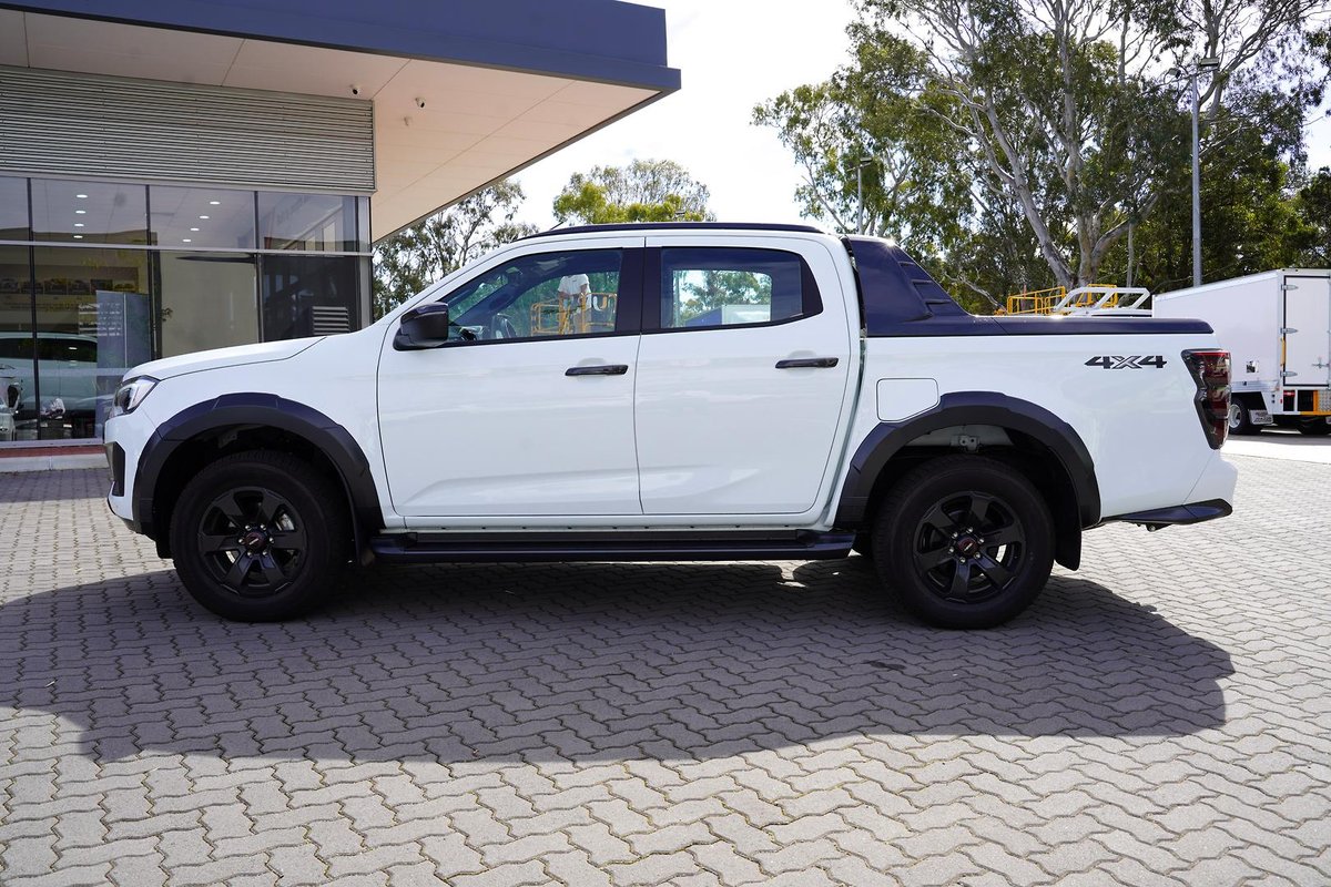 2025 Isuzu D-MAX X-TERRAIN MY25.5 4X4 Dual Range image 6