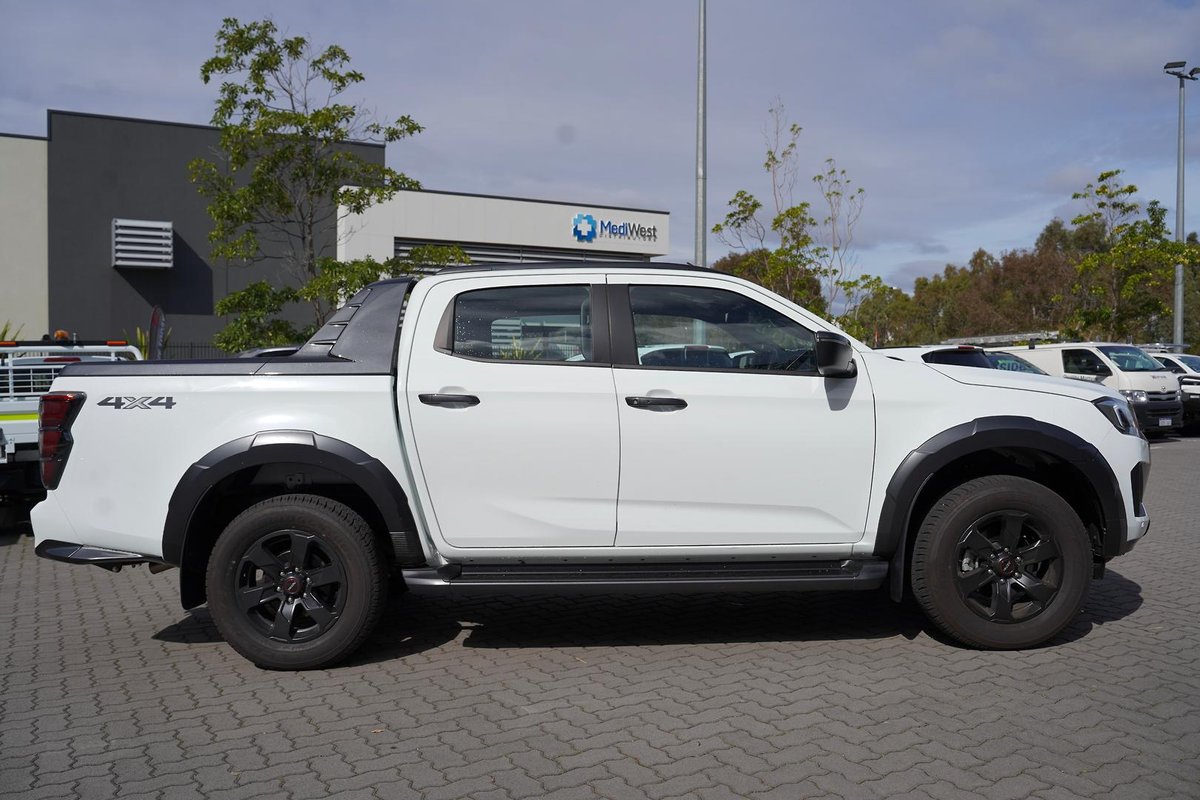 2025 Isuzu D-MAX X-TERRAIN MY25.5 4X4 Dual Range image 2