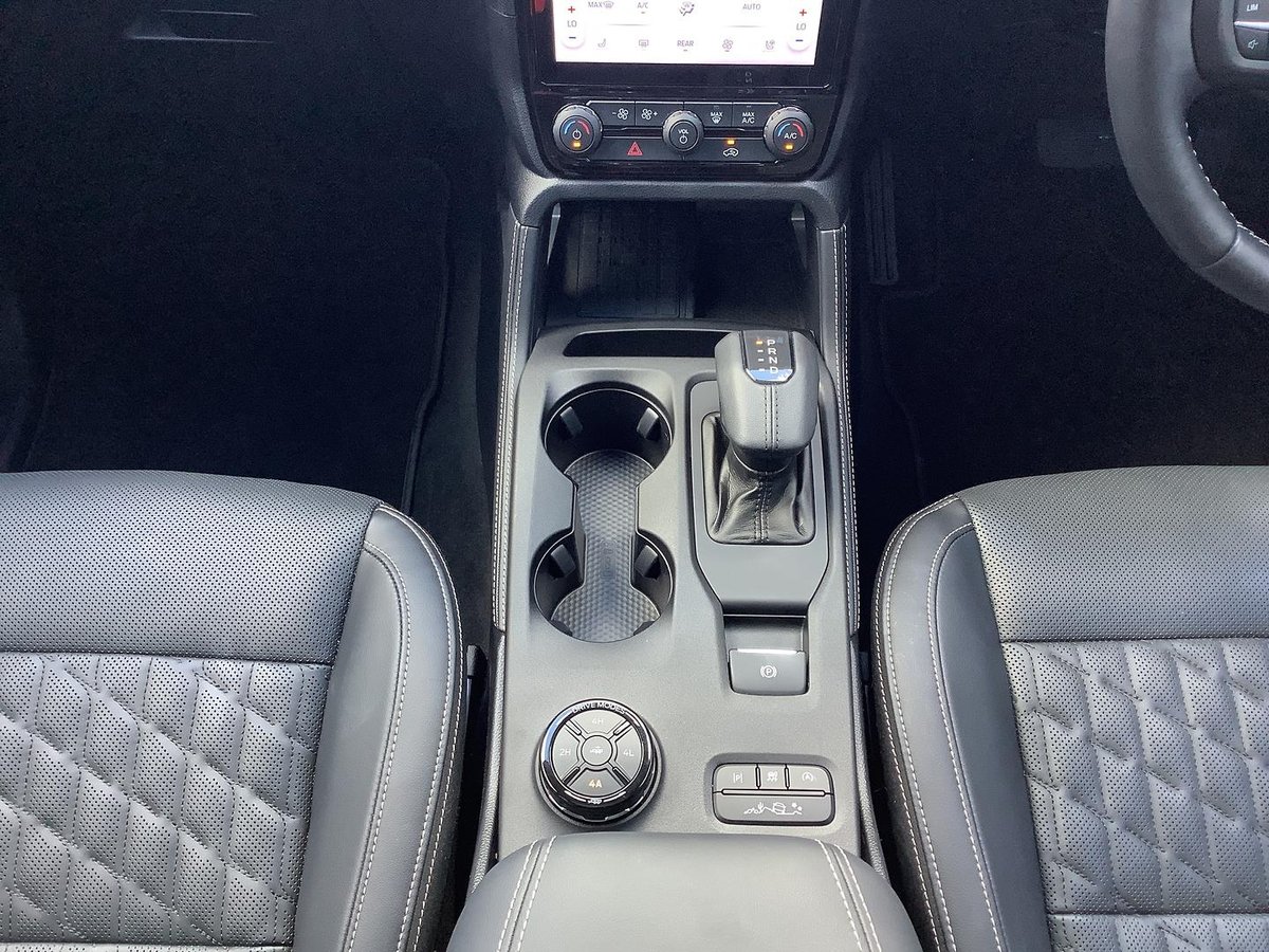 2025 Ford Everest Platinum MY26.00 4X4 Dual Range image 24