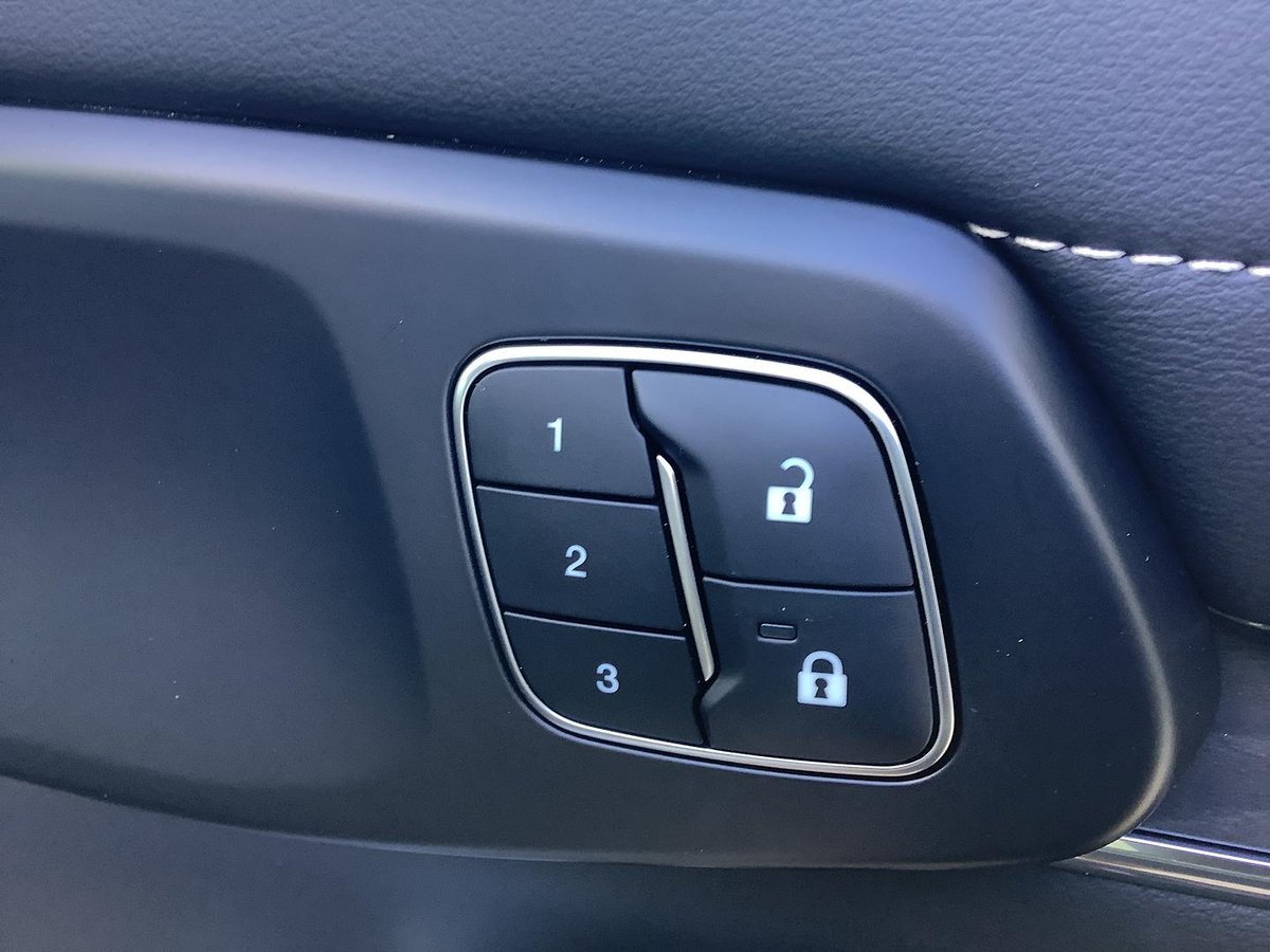2025 Ford Everest Platinum MY26.00 4X4 Dual Range image 30