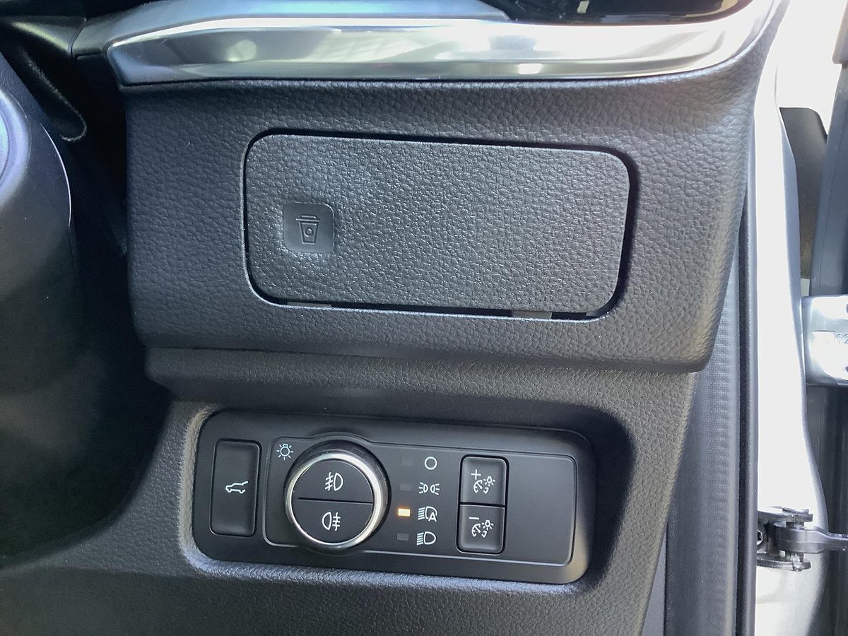 2025 Ford Everest Platinum MY26.00 4X4 Dual Range image 32